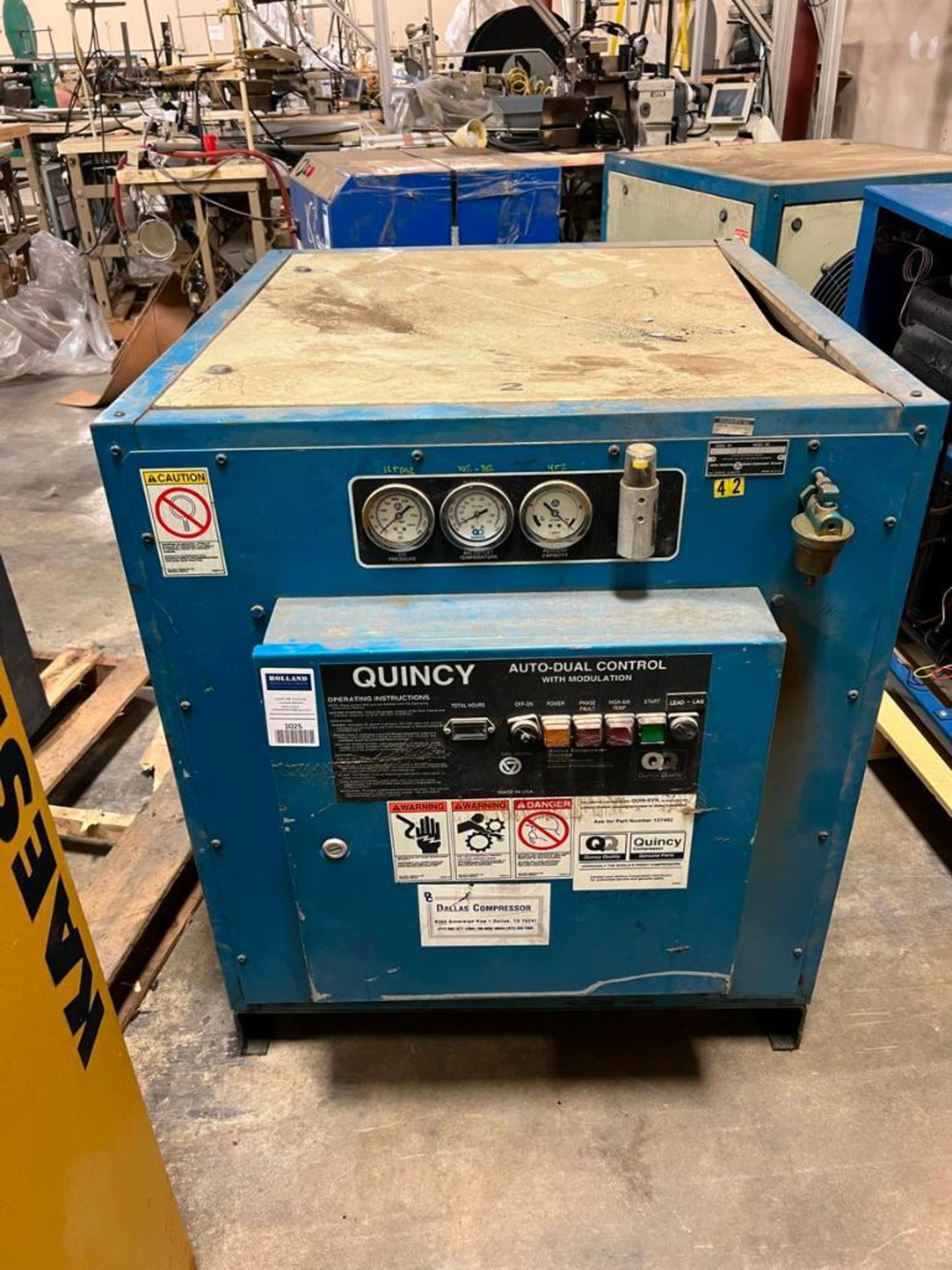 Quincy Air Compressor Model QMBDACCA12C SER#82375 15 HP