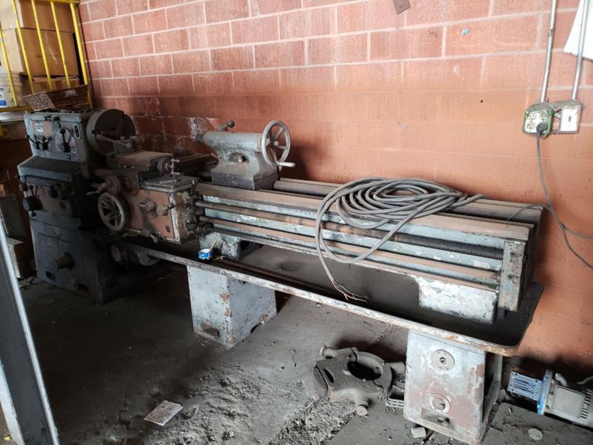 Meuser & Co Lathe