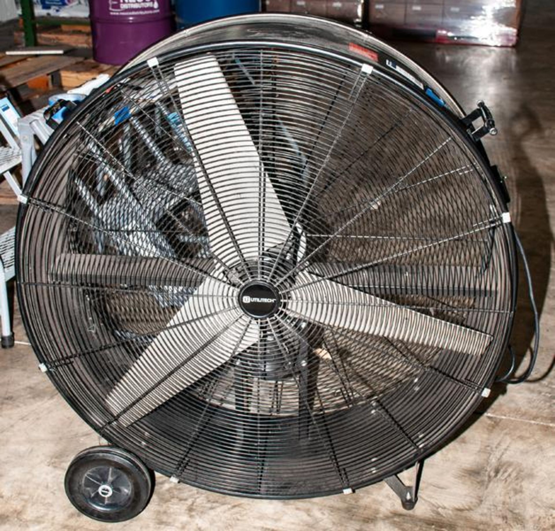 Utilitech 42" Barrel fan