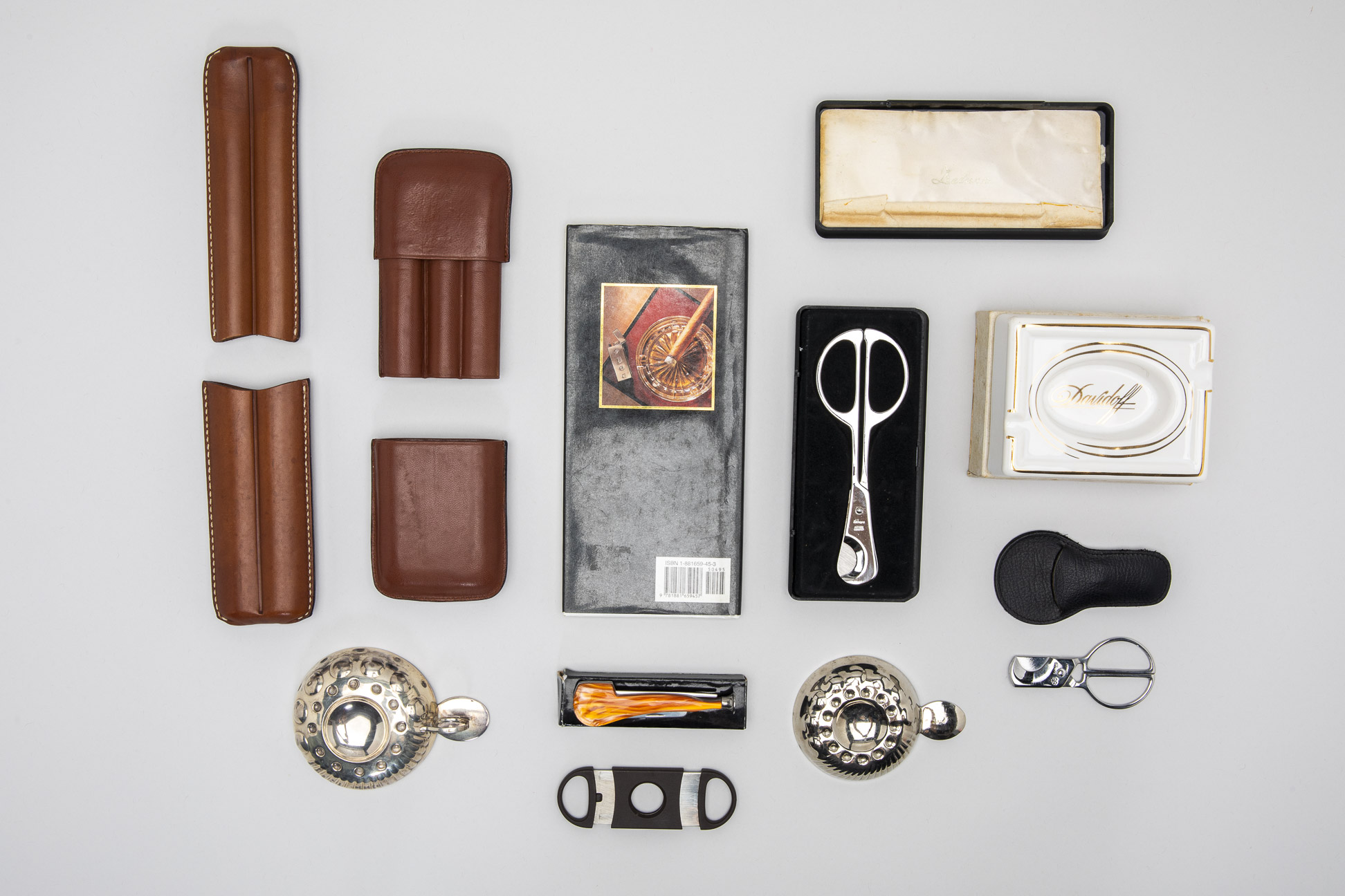 A COLLECTION OF CIGAR CUTTERS AND ACCESSORIES - Image 2 of 2