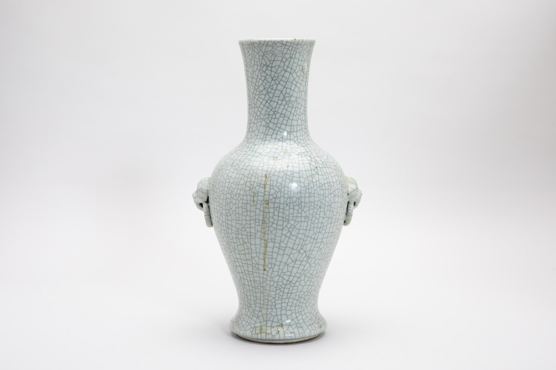 A LARGE TWIN HANDLED CRACKLE GLAZED VASE - Image 2 of 3