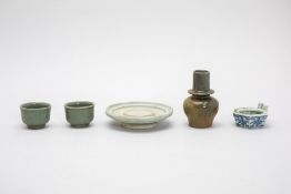 A GROUP OF CHINESE CERAMICS