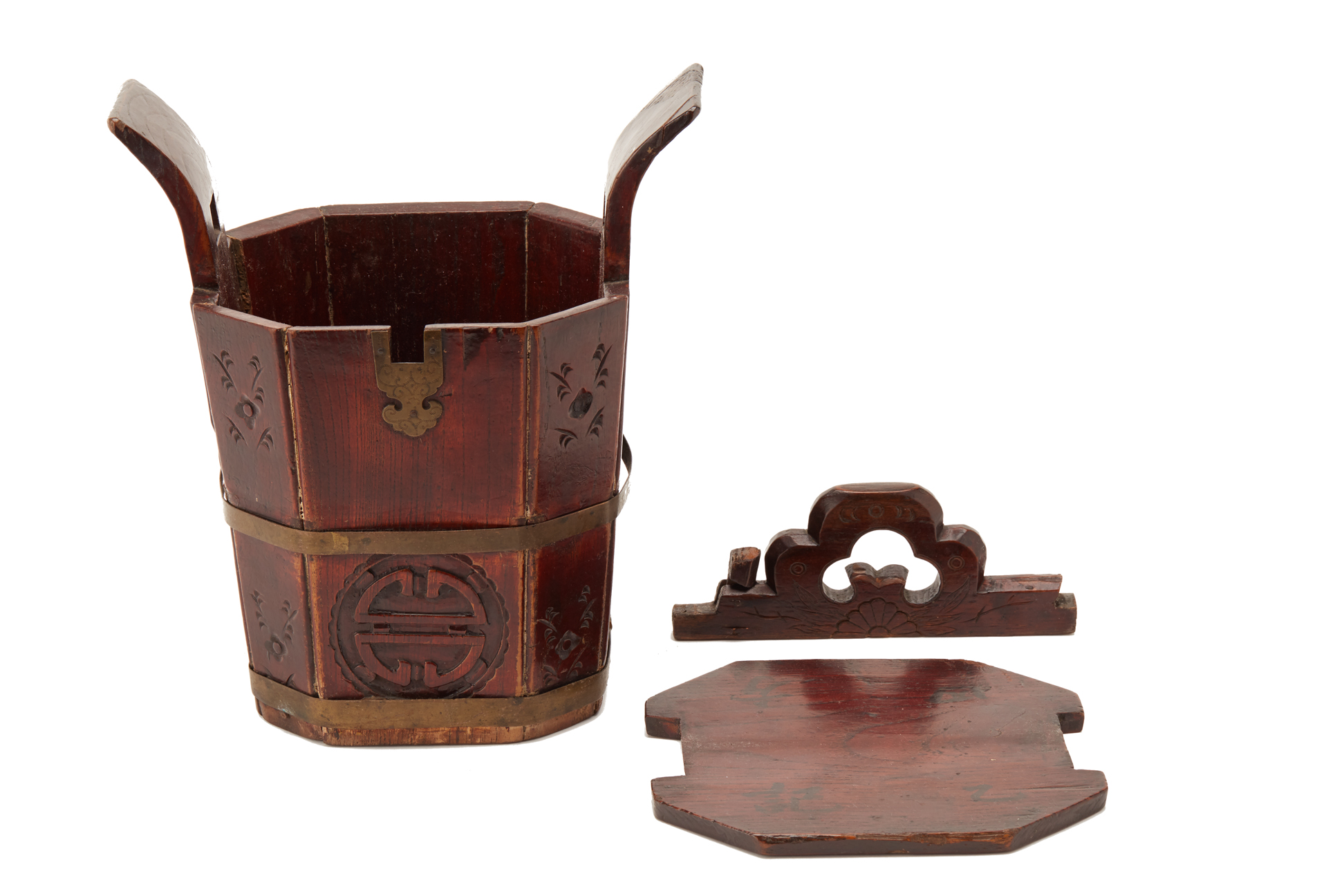 A CHINESE WOODEN OCTAGONAL TEA-POT WARMER - Image 2 of 2