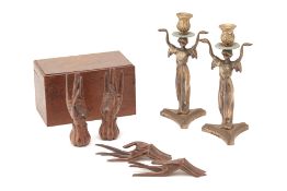 A GROUP OF DECORATIVE OBJECTS