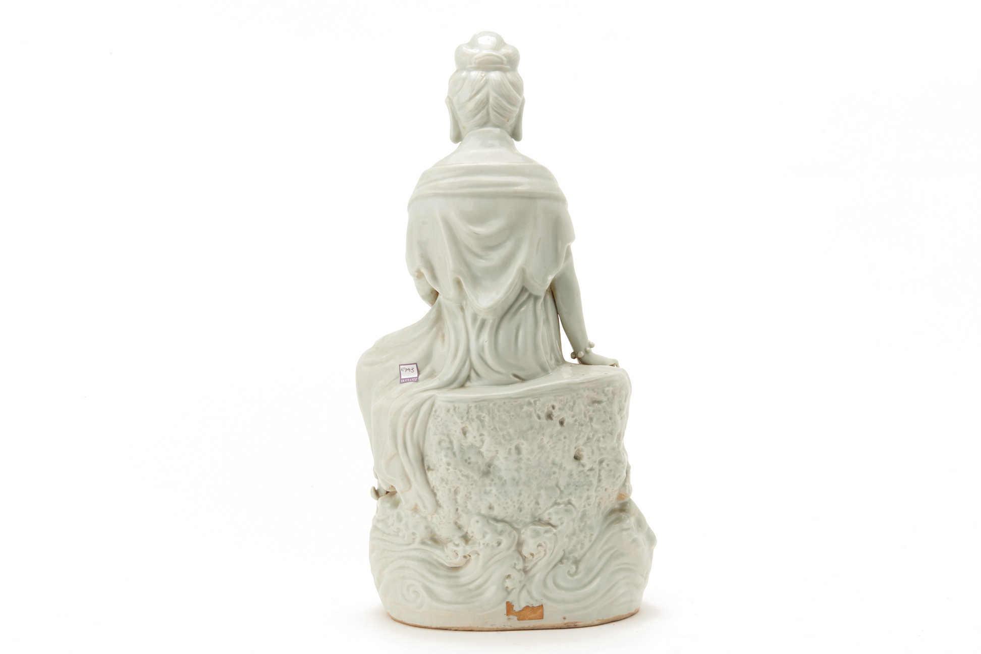 A CHINESE BLANC DE CHINE FIGURE OF GUANYIN - Image 4 of 4