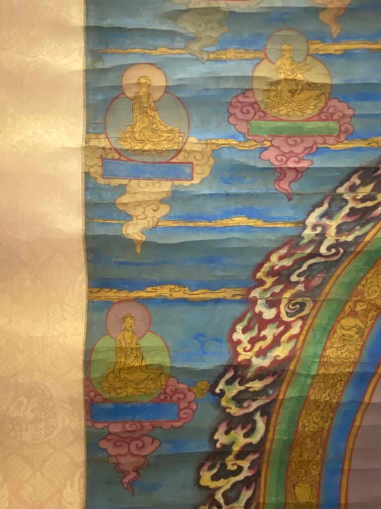 A LARGE TIBETAN THANGKA OF BUDDHA - Image 15 of 16