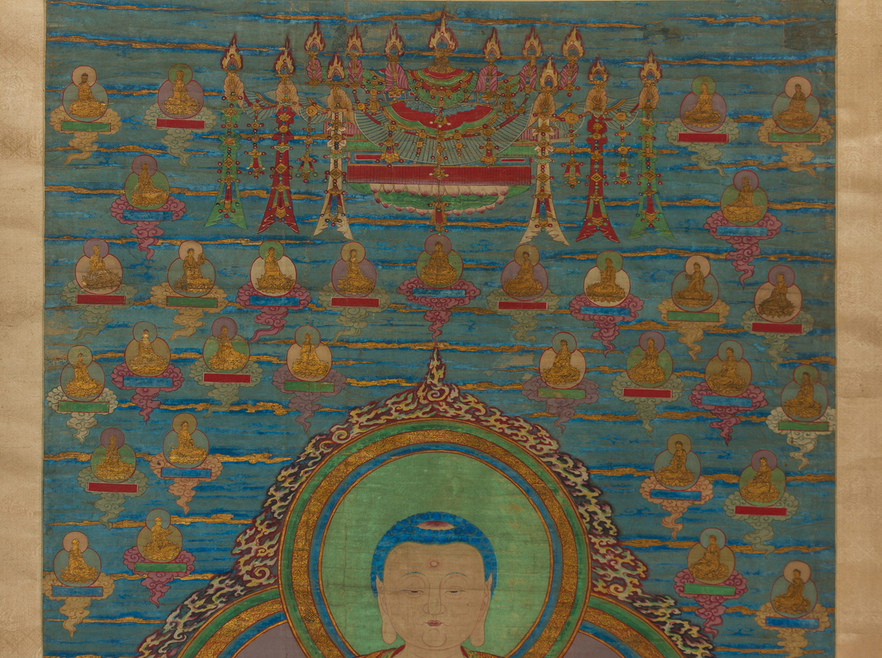 A LARGE TIBETAN THANGKA OF BUDDHA - Image 4 of 16