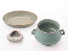 A GROUP OF SMALL SONG STYLE CERAMICS
