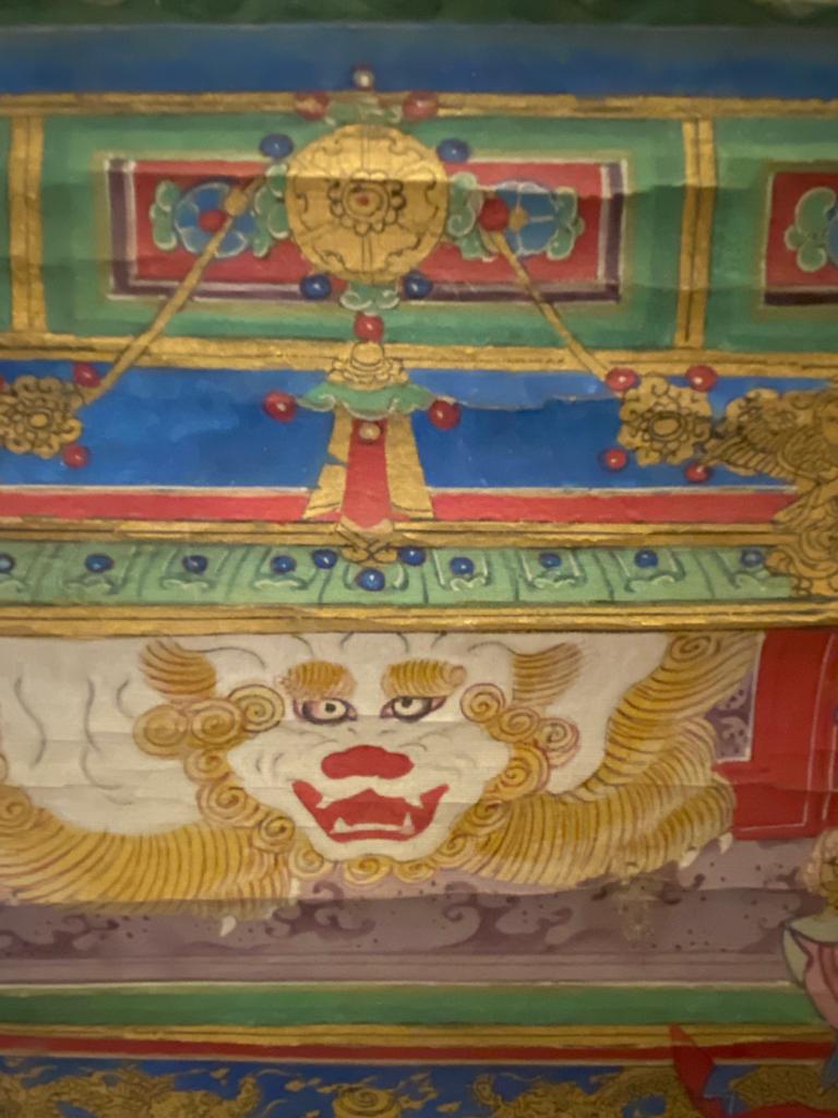 A LARGE TIBETAN THANGKA OF BUDDHA - Image 11 of 16