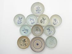 A GROUP OF BLUE AND WHITE PORCELAIN SMALL DISHES