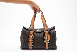 A COACH BROWN PEBBLE LEATHER BAG