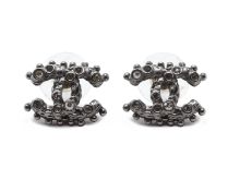 A PAIR OF CHANEL EARRINGS (1)
