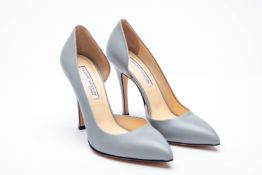 A PAIR OF DUCCIO VENTURI GREY HIGH HEEL PUMPS EU 36