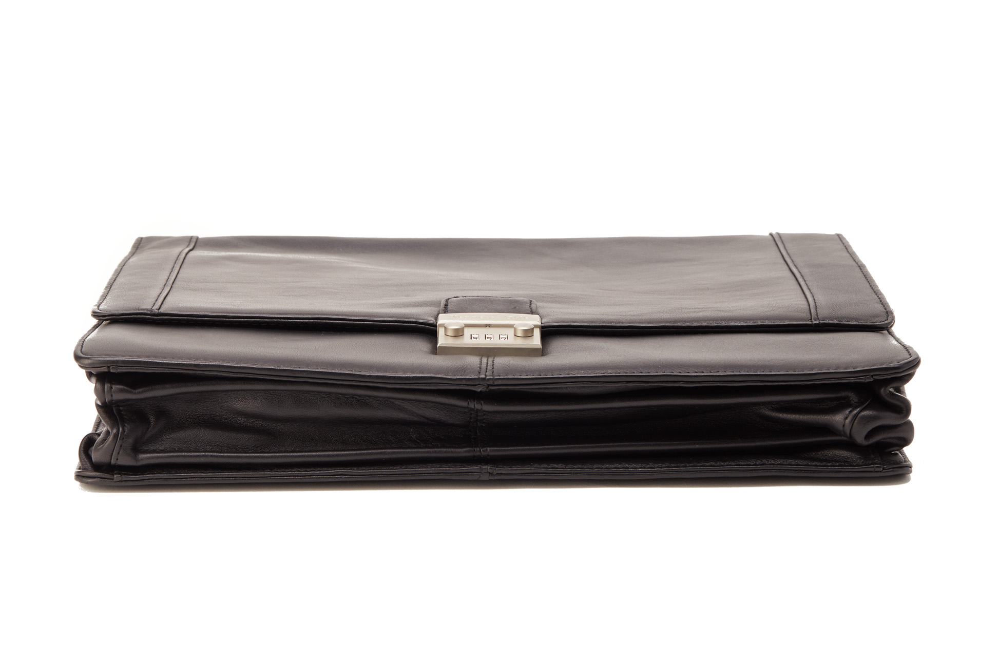 A KENNETH COLE BLACK LEATHER BRIEFCASE - Image 4 of 4
