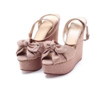 A PAIR OF CHARLOTTE OLYMPIA PINK BOW SANDALS EU 37