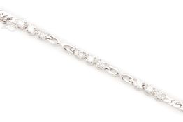 A WHITE GOLD AND DIAMOND BRACELET