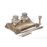 A CONTINENTAL SILVER INKSTAND, WITH ASSOCIATED ACCESSORIES