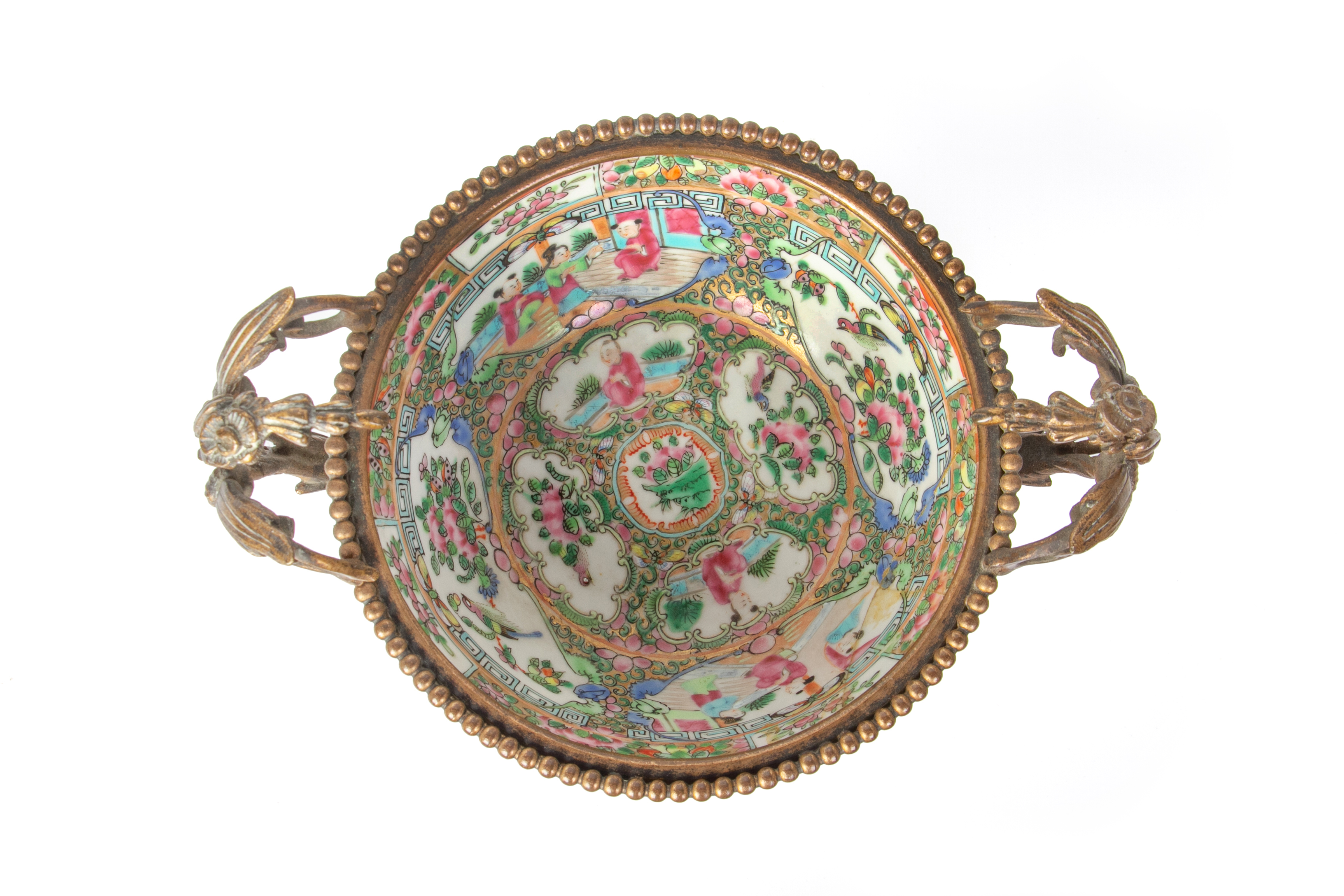 AN ORMOLU-MOUNTED CANTON FAMILLE ROSE PORCELAIN BOWL - Image 4 of 4