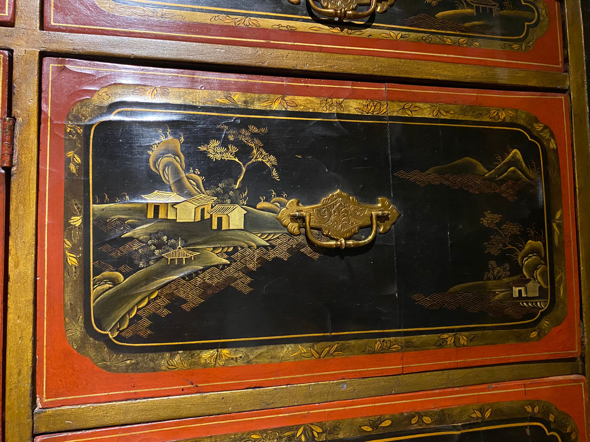 A BLACK LACQUER AND INLAID CABINET ON GILTWOOD STAND - Bild 23 aus 35