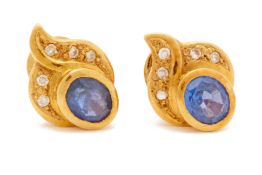 A PAIR OF BLUE SAPPHIRE AND DIAMOND EARRINGS