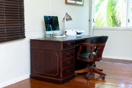 A REPRODUCTION TWIN PEDESTAL DESK AND A DESK CHAIR