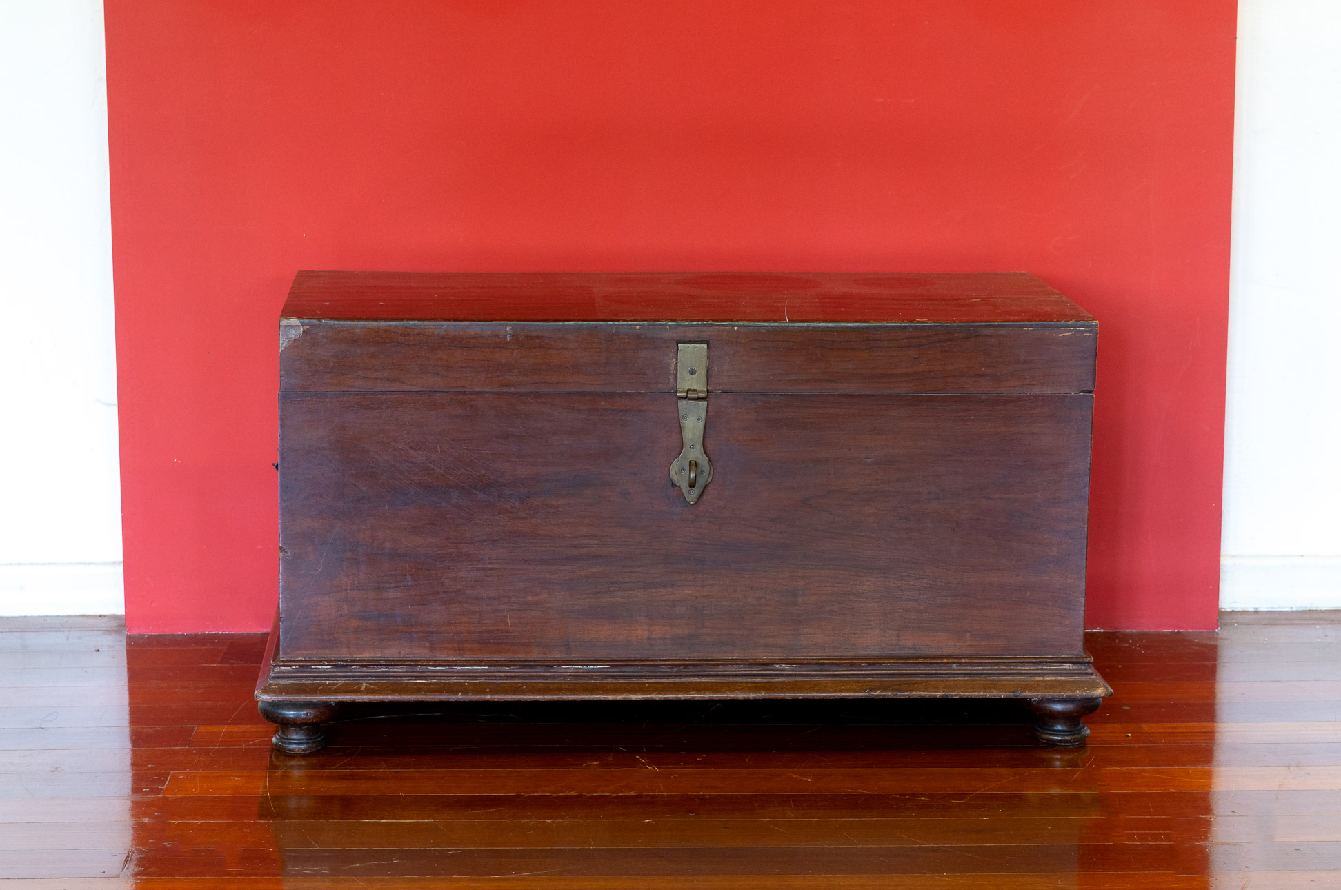 A COLONIAL HARDWOOD TRUNK ON STAND - Image 2 of 2