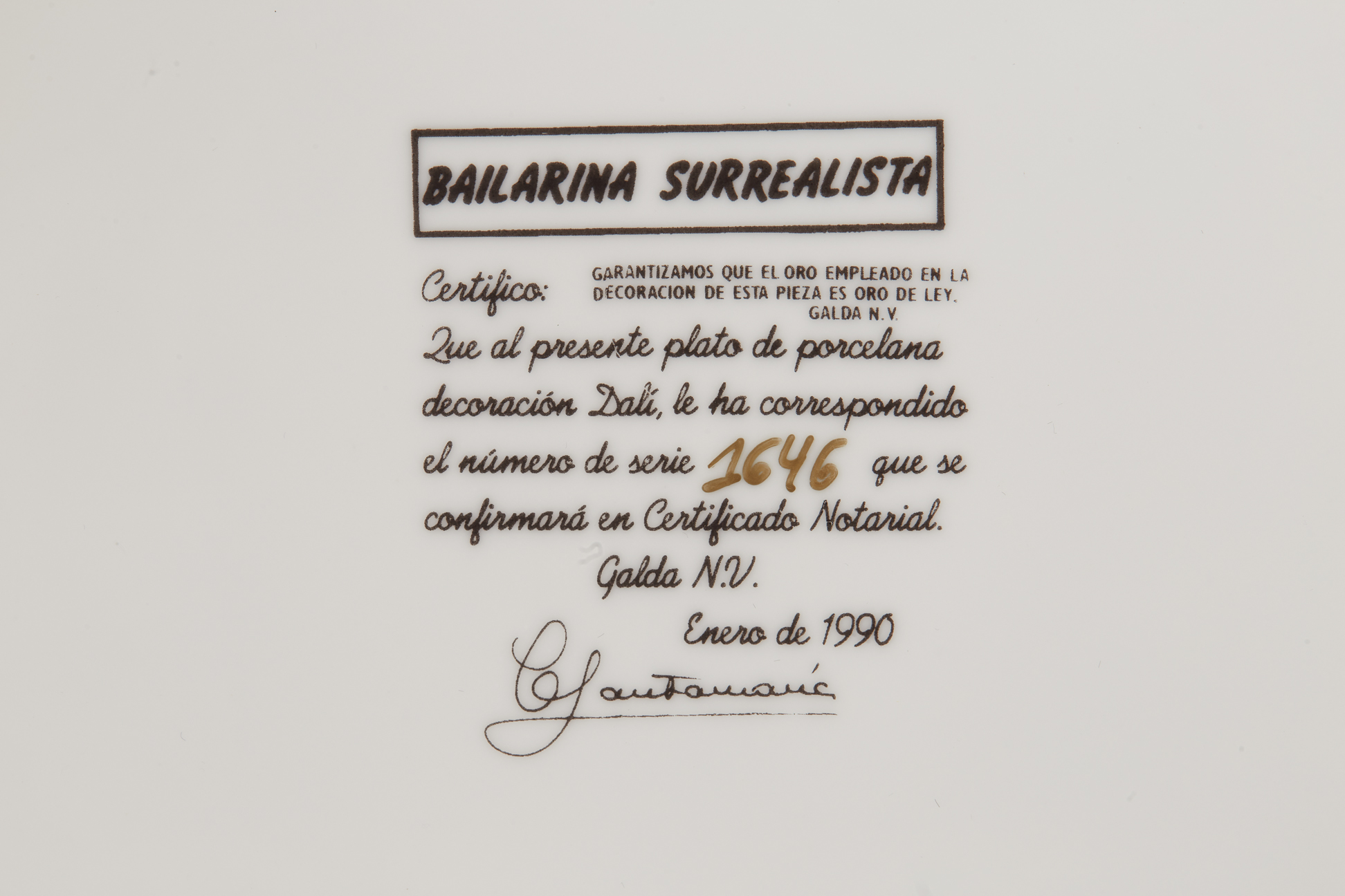 A LIMITED EDITION SALVADOR DALI PORCELAIN PLATE - Image 2 of 4