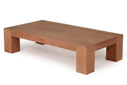 A CONTEMPORARY OAK COFFEE TABLE