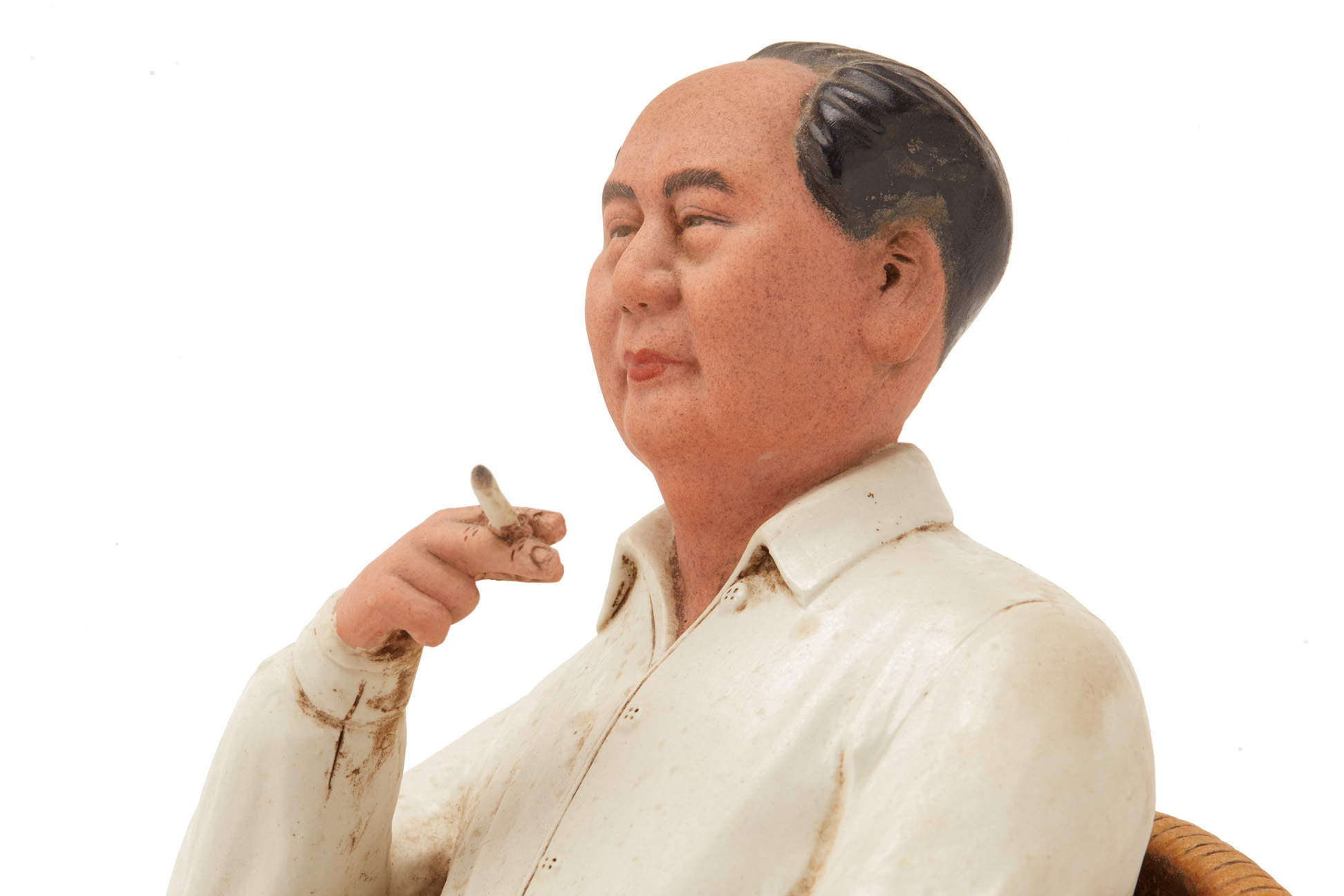 A SEATED MAO PROPAGANDA PORCELAIN FIGURE - Image 2 of 2