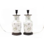 A PAIR OF FAMILLE ROSE PORCELAIN TABLE LAMPS