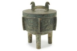 A NOVELTY ARCHAIC CHINESE FORM ICE BUCKET