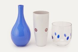 A GROUP OF THREE STUDIO GLASS ITEMS