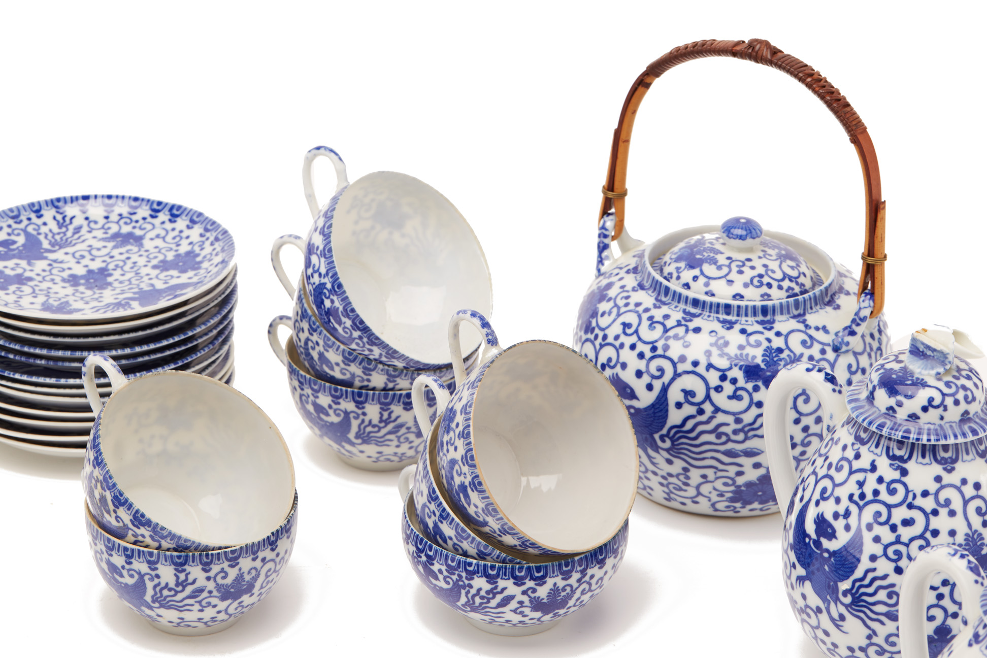 A JAPANESE PORCELAIN PART TEA AND COFFEE SERVICE - Image 3 of 5