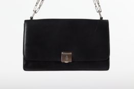 MARK CROSS - A BLACK LEATHER HANDBAG