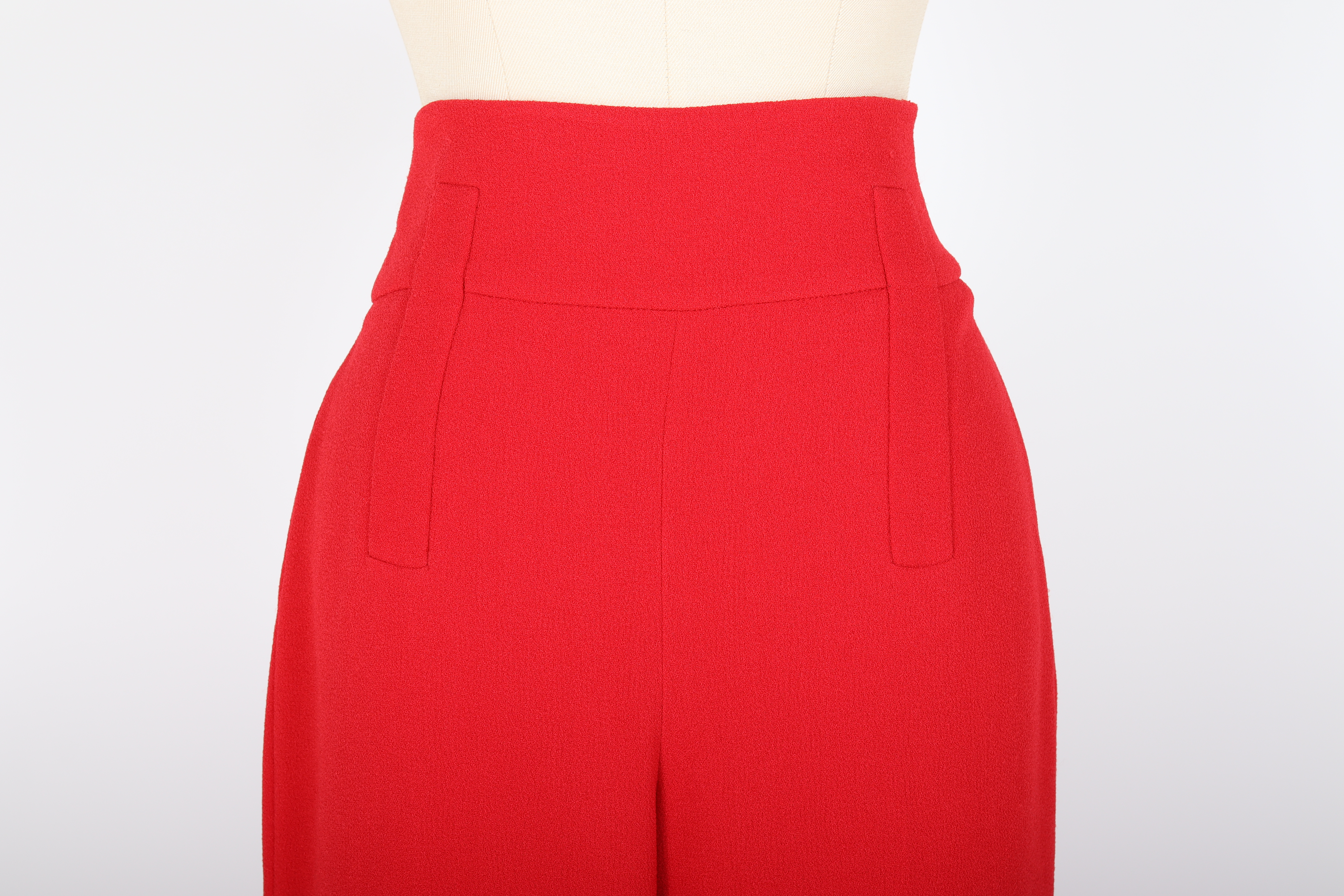 KAREN MILLEN - A PAIR OF WIDE LEGGED RED TROUSERS - Image 2 of 2
