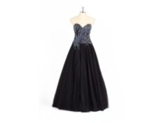 A DIAMANTE EMBELLISHED BLACK EVENING GOWN