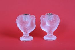 A PAIR OF LALIQUE FROSTED GLASS ROOSTER FORM CANDLESTICKS