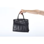 BARNEYS - A NEW YORK LEATHER HANDBAG