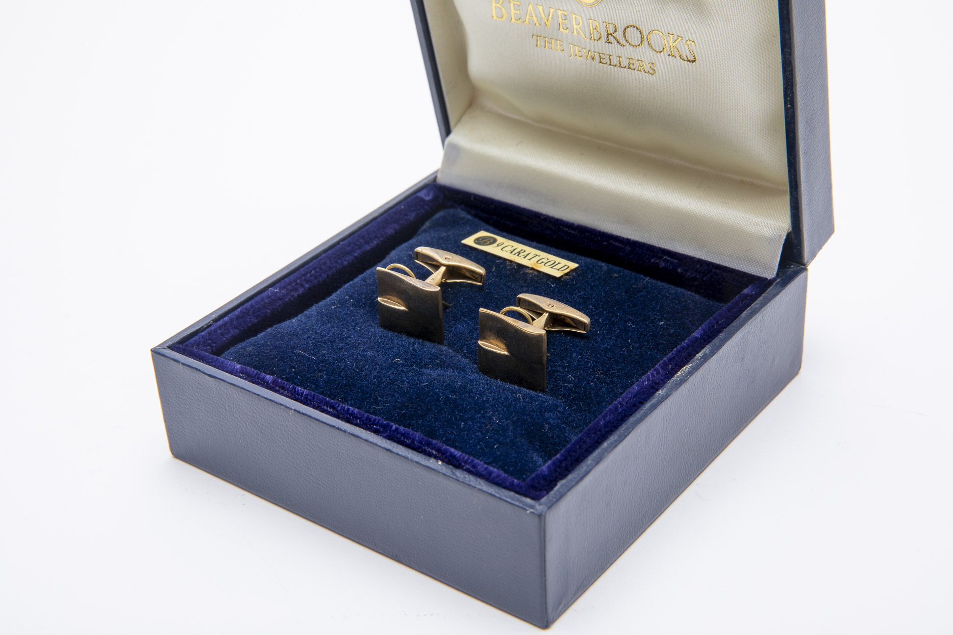 A PAIR OF 9K GOLD CUFFLINKS - Image 3 of 4