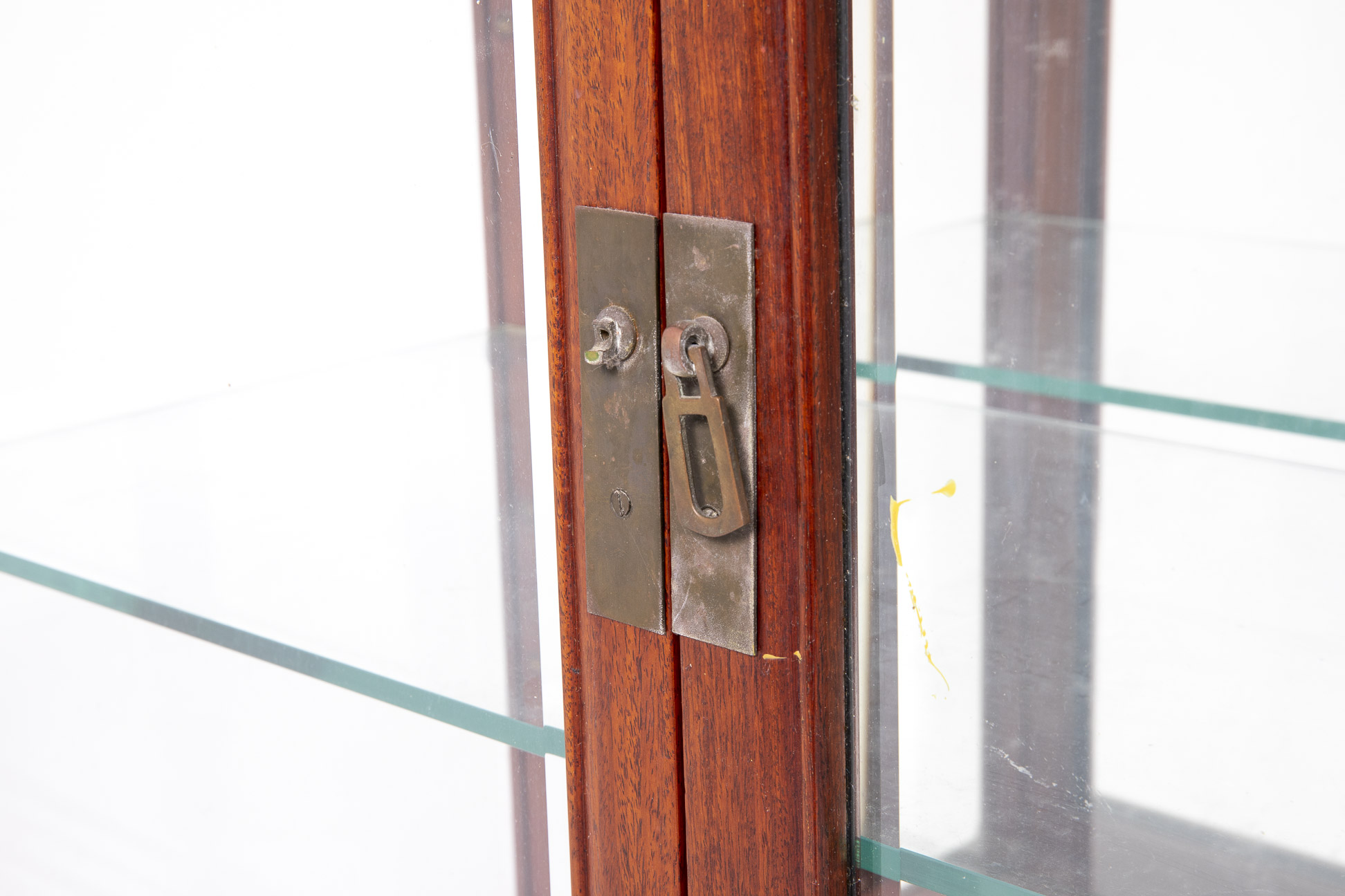 A GLAZED DISPLAY CABINET - Image 2 of 3