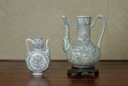 A MING STYLE BLUE AND WHITE EWER