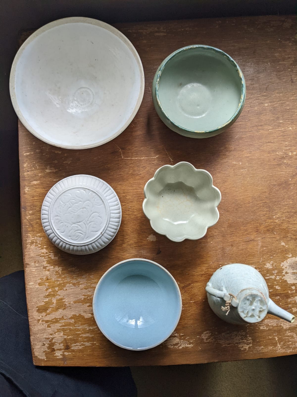 A GROUP OF SIX SONG STYLE CERAMICS - Image 19 of 28