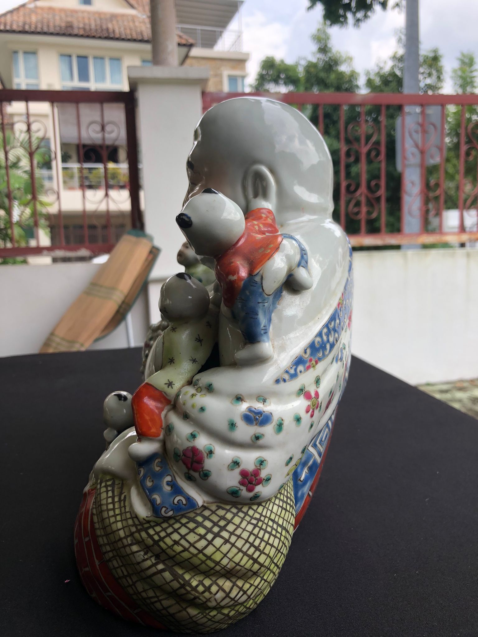 A FAMILLE ROSE MODEL OF A BUDAI - Image 9 of 10