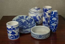 A GROUP OF MODERN BLUE AND WHITE CERAMICS