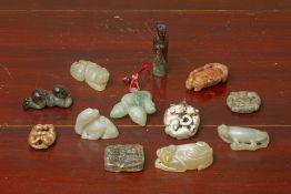 A SET OF TEN ASSORTED JADE AND HARDSTONE CARVINGS