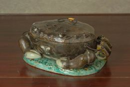 A NOVELTY CHINESE PORCELAIN CRAB TUREEN AND COVER