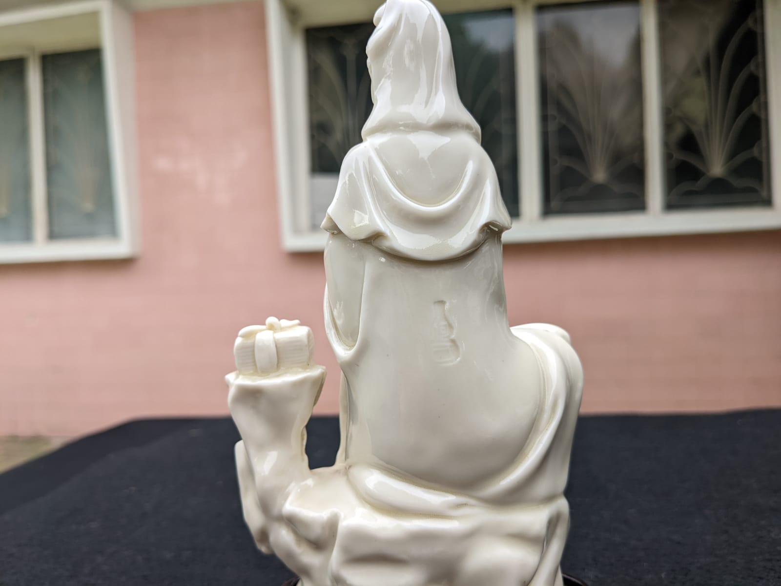 THREE BLANC DE CHINE PORCELAIN MODELS OF GUANYIN - Image 5 of 14