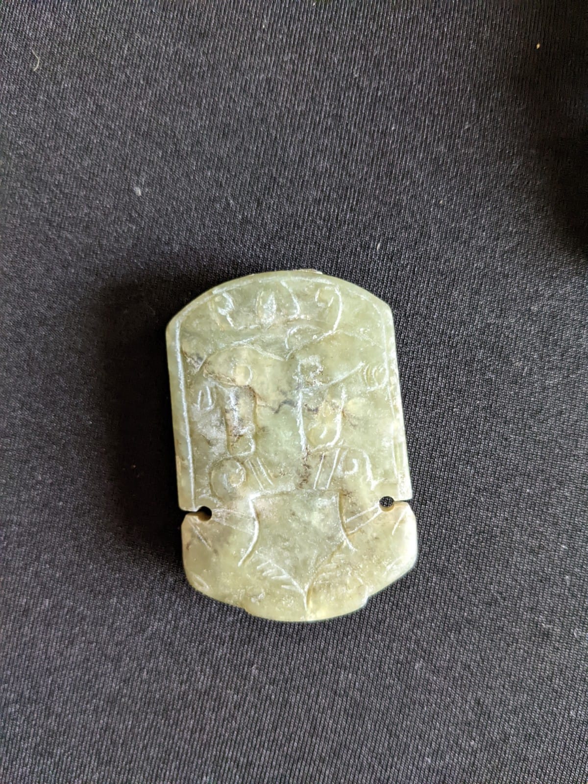 A GROUP OF ARCHAIC STYLE JADE PENDANTS - Image 9 of 21