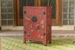 A RED LACQUER AND HARDSTONE INLAID SIDE CABINET