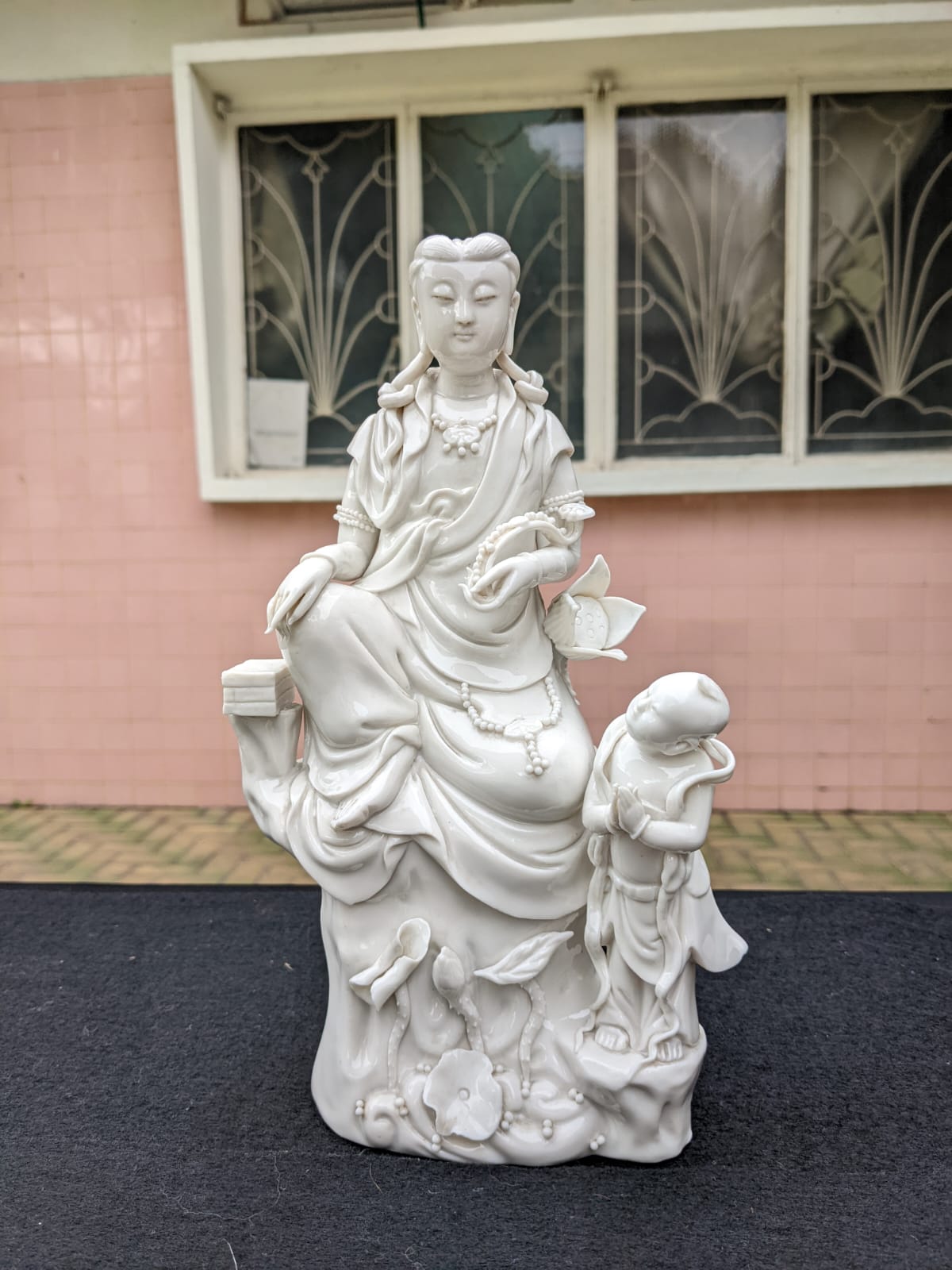 TWO BLANC DE CHINE PORCELAIN FIGURES OF GUANYIN - Image 2 of 12